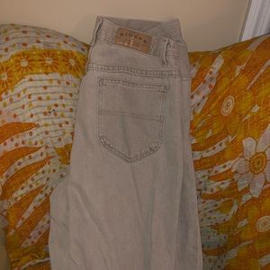 Cream Colored Thrifted Jeans 🐴